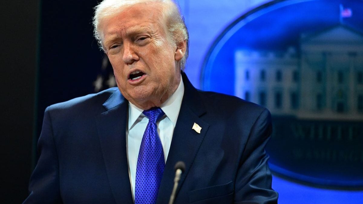 Donald Trump Polling Numbers and the Republican chances for 2026 Midterms